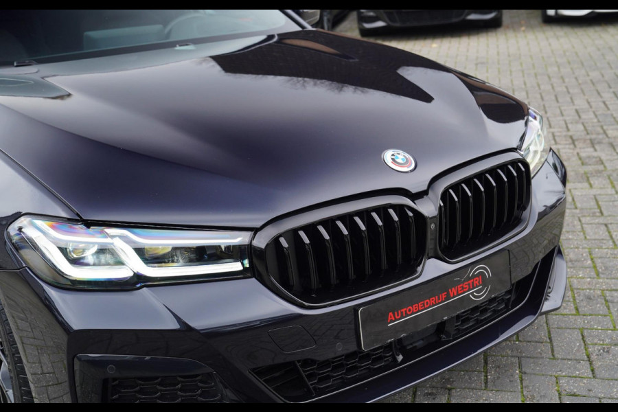 BMW 5 Serie Touring 530e xDrive Business Edition Plus | M-pakket | Laser LED | Panorama | Luxe leder | BMW Assisted Drive | HuD