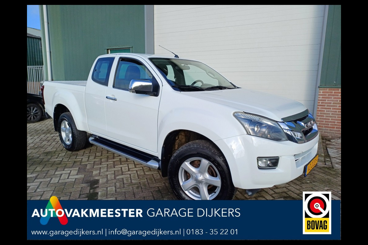 Isuzu D-max Extended Cab 2,5 165 Pk 4x4 Automaat 3500 Kg trekgewicht