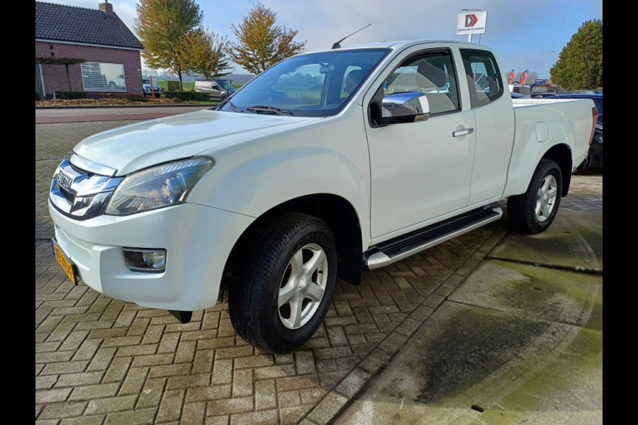 Isuzu D-max Extended Cab 2,5 165 Pk 4x4 Automaat 3500 Kg trekgewicht