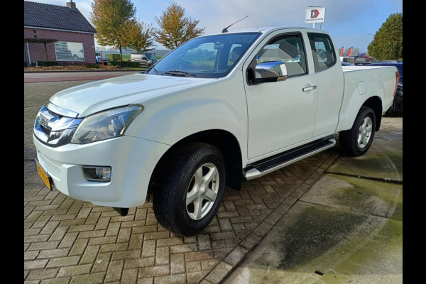 Isuzu D-max Extended Cab 2,5 165 Pk 4x4 Automaat 3500 Kg trekgewicht