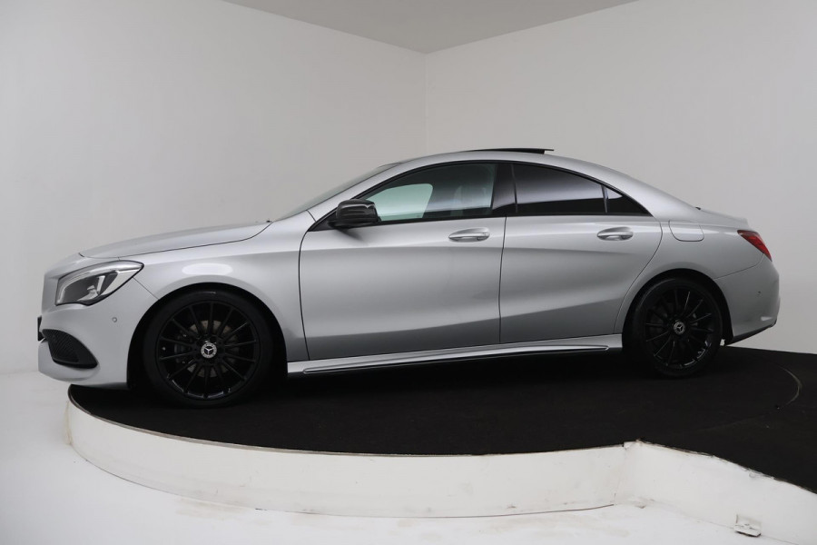 Mercedes-Benz CLA-Klasse 200 Prestige Automaat (PANORAMADAK, STOELVERWARMING, LED, CAMERA, GOED ONDERHOUDEN)