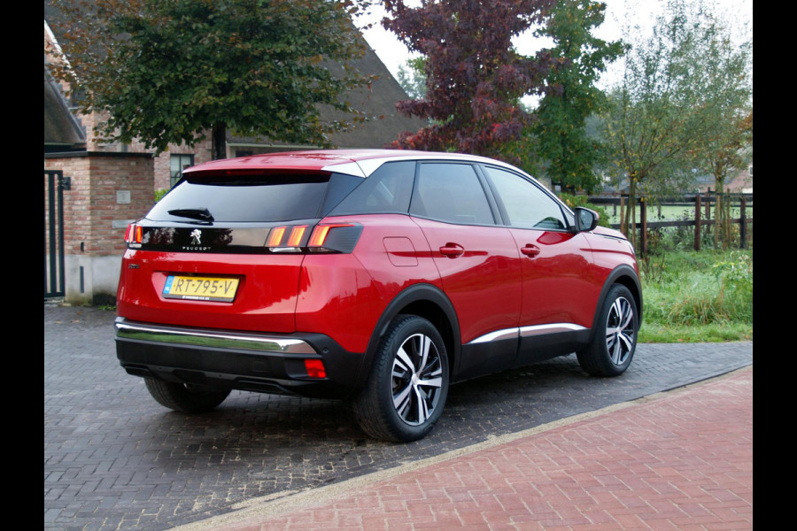 Peugeot 3008 1.2 PureTech Allure | Camera | Apple Carplay | Cruise Control | FOCAL |