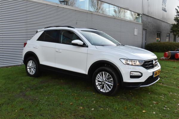 Volkswagen T-Roc 1.5 TSI Sport Business R Automaat Panoramadak El-achterklep Afmeembare achterklep