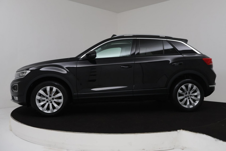 Volkswagen T-Roc 1.0 TSI Style (PANORAMADAK, STOELVERWARMING, PDC, LED, CARPLAY, 1e EIGENAAR, GOED ONDERHOUDEN)