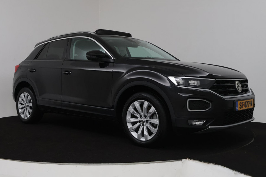 Volkswagen T-Roc 1.0 TSI Style (PANORAMADAK, STOELVERWARMING, PDC, LED, CARPLAY, 1e EIGENAAR, GOED ONDERHOUDEN)