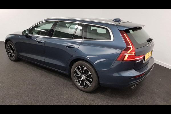 Volvo V60 2.0 B4 197 pk Automaat Momentum Pro | Navigatie | Climate control | Adaptive cruise Control | Led | DAB | Electrisch bedienbare achterklep | Parkeer sensoren