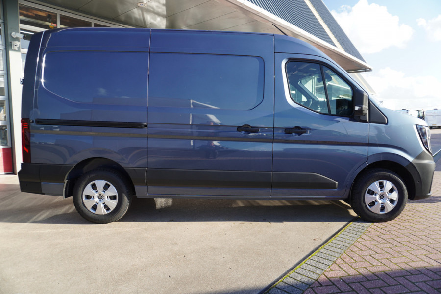 Renault Master T35 2.0 dCi 170PK L2H2 Extra Schuifdeur L / R Nr. V211 | Climate | Navi | Cruise | Trekhaak