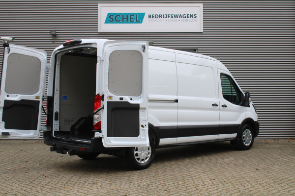 Ford Transit 350 2.0 TDCI L3H2 Trend 130pk Trend - Navigatie - Blind Spot - Adaptive cruise - Camera - 270gr deuren - Trekhaak - Rijklaar