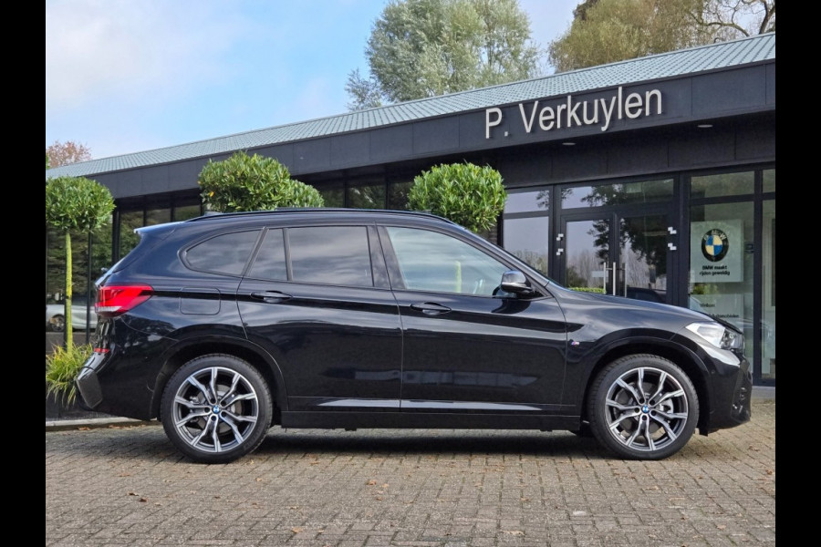 BMW X1 XDRIVE25E M SPORT I PANORMA I TREKHAAK I CAMERA