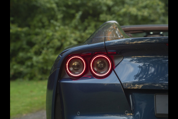 Ferrari 812 GTS 6.5 V12 | Blu Swaters | Airbrushed Shields | Full Carbon spec | Lift | JBL | Surround view | ADAS | Racing seats