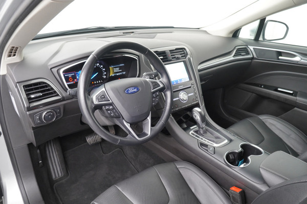 Ford Mondeo BWJ 2019 | 2.0 191PK Hybrid Titanium AUTOMAAT | LEER | CAMERA A | CLIMA | WINTERPAKKET | NAVI | CARPLAY | AD. CRUISE |