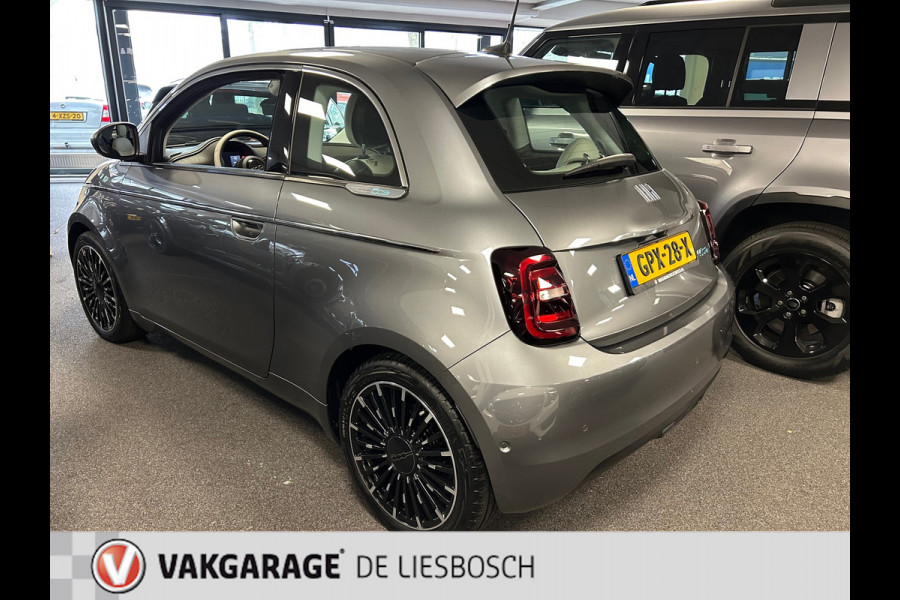 Fiat 500 La Prima 42 kWh /119pk/ pano-dak / leder / navigatie / camera / teruggaaf €2000,-