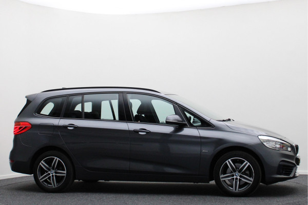 BMW 2 Serie Gran Tourer 218i Executive Automaat 7-pers, Navigatie, Camera,Climate,Cruise, 17”