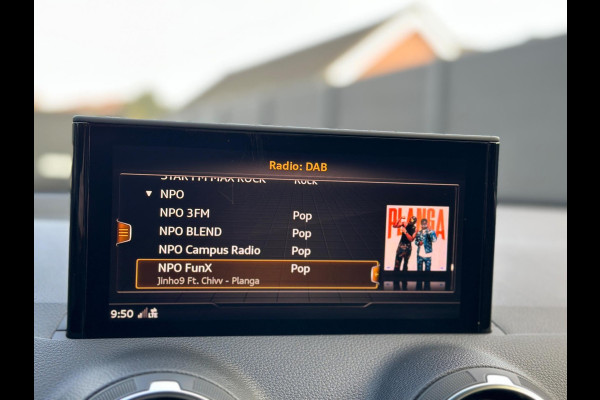 Audi Q2 35 TFSI 2x S-Line CarPlay Camera LED