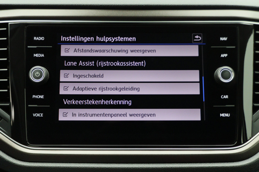 Volkswagen T-Roc 1.0 TSI Style Climate, ACC, Apple Carplay, Bluetooth, DAB, PDC, 16''