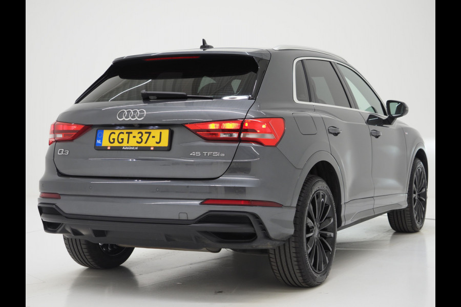 Audi Q3 45 TFSI e S-Line | Keyless | Adaptive Cruise | Camera | Stoelverwarming