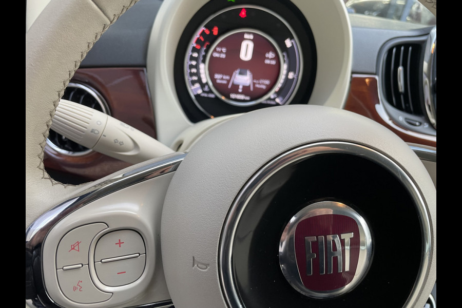 Fiat 500C Cabrio 0.9 TwinAir Turbo Riva Speciale unieke uitvoering! met E-Bedienbare kap / Int. met houtafwerking 105 pk Clim. control - ParkS-A - Navi - U-con. - Radio/USB/AUX/TEL/Blueth. - MFL-Stuurwiel - ML - LMV - L-Bekl. - CD+AB - Ramen E-VZ - Spiegels E-V=VW - B-Assist