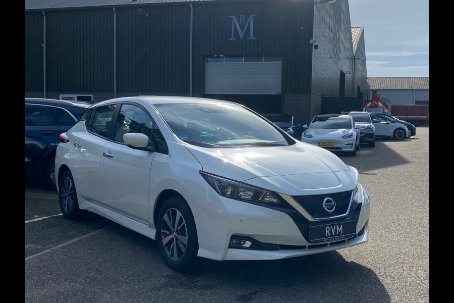 Nissan Leaf N-Connecta 40 kWh VAN: 18.900,- voor 16.770,- ! *14.770,- na subsidie!* RIJKLAARPRIJS incl. 12mnd BOVAG