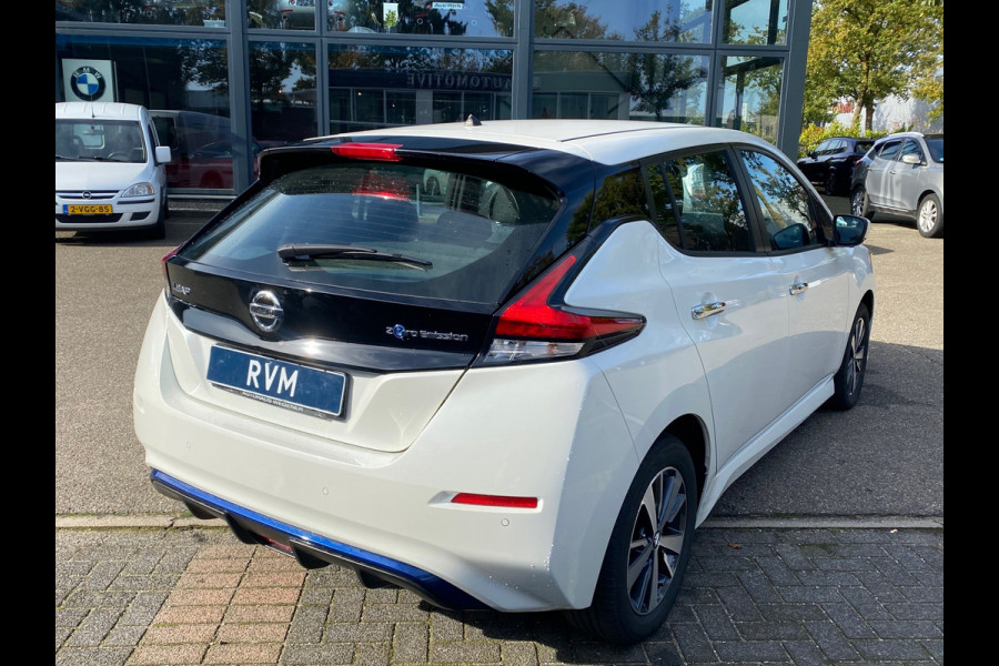 Nissan Leaf N-Connecta 40 kWh VAN: 18.900,- voor 16.770,- ! *14.770,- na subsidie!* RIJKLAARPRIJS incl. 12mnd BOVAG