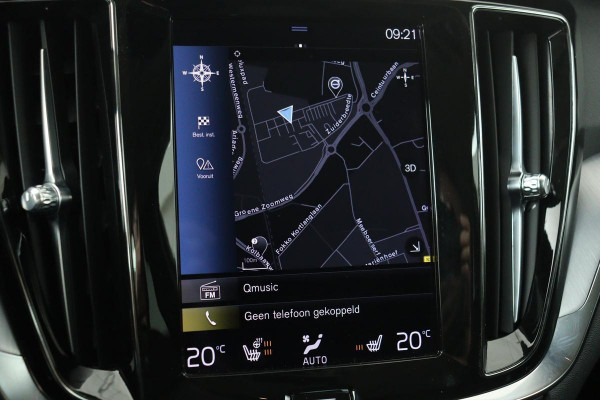 Volvo V60 B3 Momentum Advantage | Camera | Trekhaak | Stoel & Stuurverwarming | Carplay | Full LED | PDC | Navigatie | DAB+