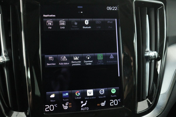 Volvo V60 B3 Momentum Advantage | Camera | Trekhaak | Stoel & Stuurverwarming | Carplay | Full LED | PDC | Navigatie | DAB+