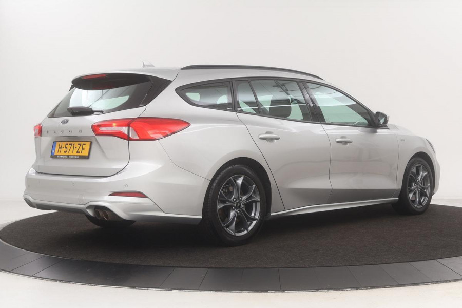 Ford Focus 1.0 EcoBoost ST Line | Adaptive Cruise | Keyless | Full LED | Climate control | Carplay | PDC | Navigatie | Bluetooth