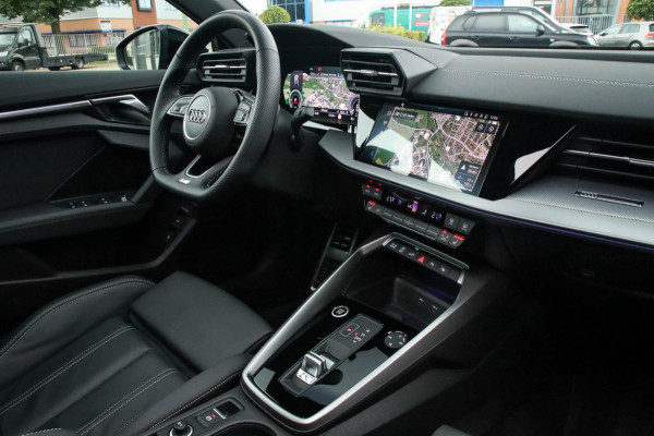 Audi A3 Sportback 45TFSI e PHEV S Edition Competition S-line 245pk S-Tronic Elektrische Kuipstoelen|Virtual Cockpit|Panoramadak|19