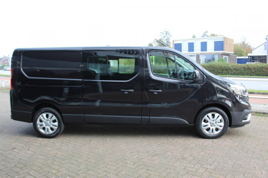 Renault Trafic 2.0-170pk dCi T29 L2H1 Luxe dubbele cabine AUTOMAAT. Luxe Renault Trafic dubbele cabine. Airco, navigatie, telefoonvoorb., metallic lak, LM wielen, schuifdeur li.+re., armsteunen li.+re voor, Isofix etc, etc