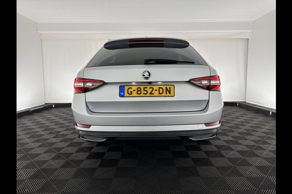 Škoda Superb Combi 1.5 TSI ACT Sportline Business Aut. *VIRTUAL-COCKPIT | ADAPTIVE-CRUISE | CANTON-SOUND | BLIND-SPOT | SPORT-SEATS | XENON | NAVI-FULLMAP | CAMERA | KEYLESS | 18''ALU | ECC | PDC | TREKHAAK*