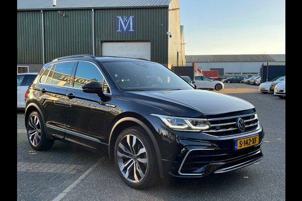 Volkswagen Tiguan 1.5 TSI R-Line Business | STOELVERWARMING VOOR + ACHTER | TREKHAAK ELEKTRISCH | HARMAN KARDON AUDIO |