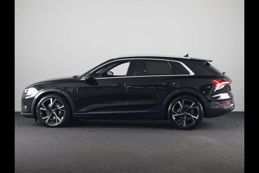 Audi Q8 e-tron 55 quattro Edition 115 kWh 408pk | Trekhaak | 21 inch Lichtmetalen velgen | Stoelverwarming |