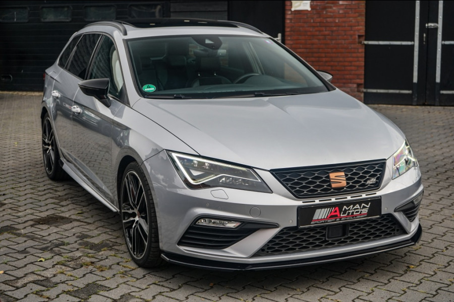 Seat León ST Cupra 300 4Drive DSG-7/Pano/DCC/Schaalstoelen/Sfeer