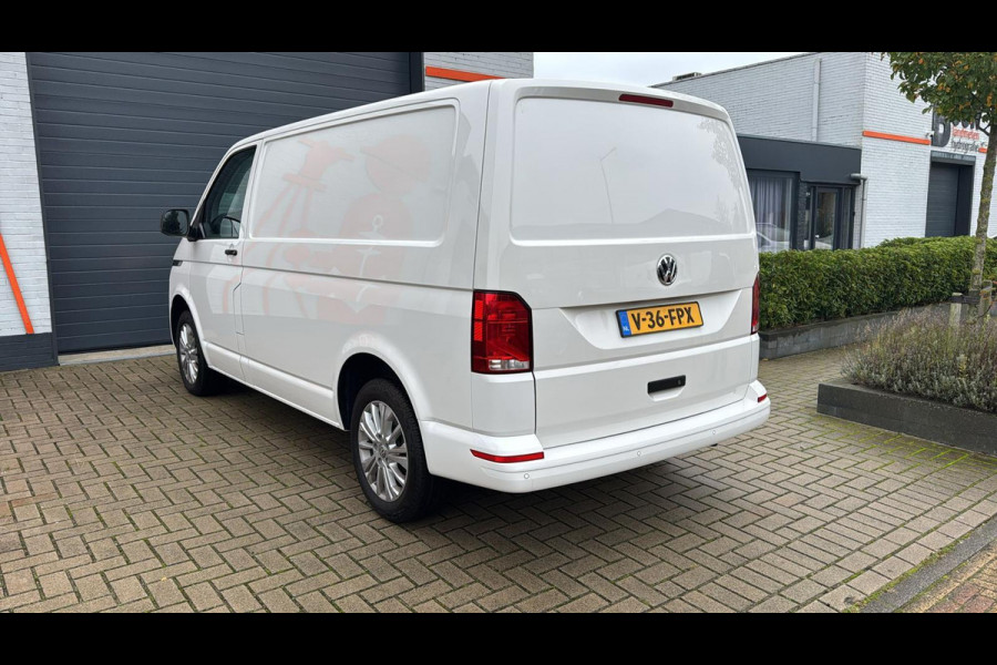 Volkswagen Transporter 2.0 TDI L1H1 28 Bulli automaat