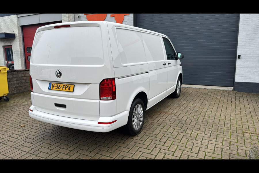 Volkswagen Transporter 2.0 TDI L1H1 28 Bulli automaat