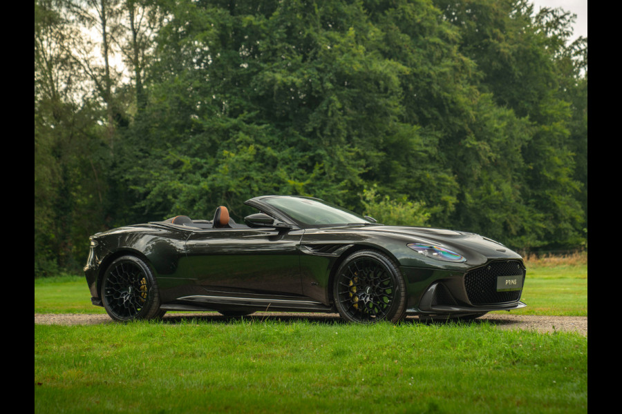 Aston Martin DBS Volante 770 Ultimate by Q | 1 of 199 | Carbon Pack | Minotaur Green