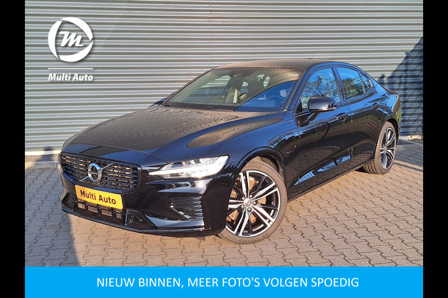 Volvo S60 Recharge T8 AWD R-Design Plug In Hybrid 394 pk PHEV | Carplay | Lederen Sporstoelen Memory | Harman Kardon |  Cruise Control | Camera |  Stuur/Stoel Verwarming |