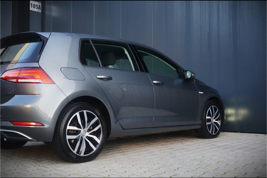 Volkswagen e-Golf E-DITION | Virtual | Warmtepomp | Adaptive Cruise Control | Led | NAP | Stoelverwarming | Groot Scherm | BTW | Subsidie | 1e Eig. | PDC | Climate Control | LM Velgen | Navigatie |