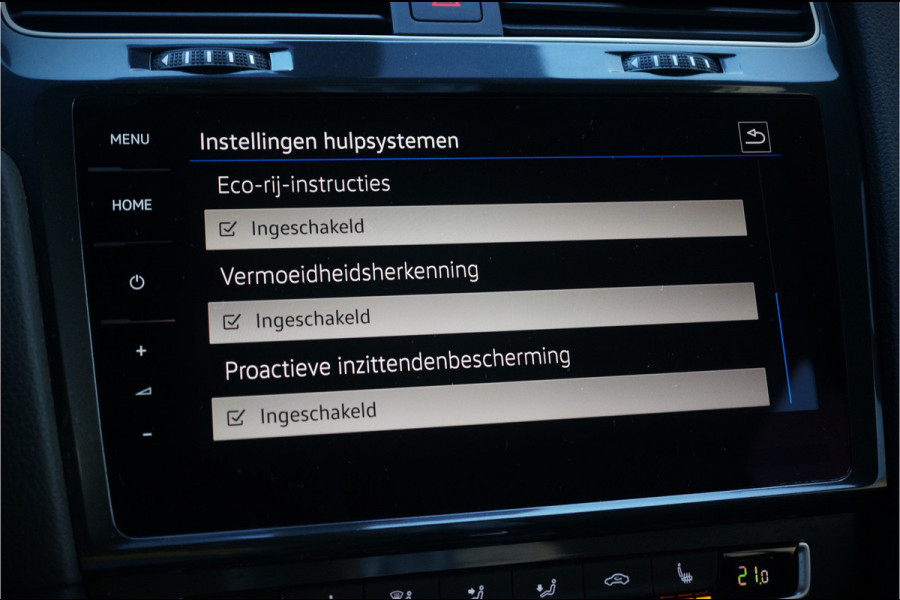 Volkswagen e-Golf E-DITION | Virtual | Warmtepomp | Adaptive Cruise Control | Led | NAP | Stoelverwarming | Groot Scherm | BTW | Subsidie | 1e Eig. | PDC | Climate Control | LM Velgen | Navigatie |