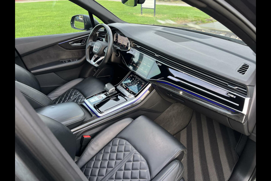 Audi Q7 55 TFSI e quattro S-Line Plus Panoramadak|Matrix Laser|Camera 360°|Keyless|Luchtvering|Sport stoelen|DAB+