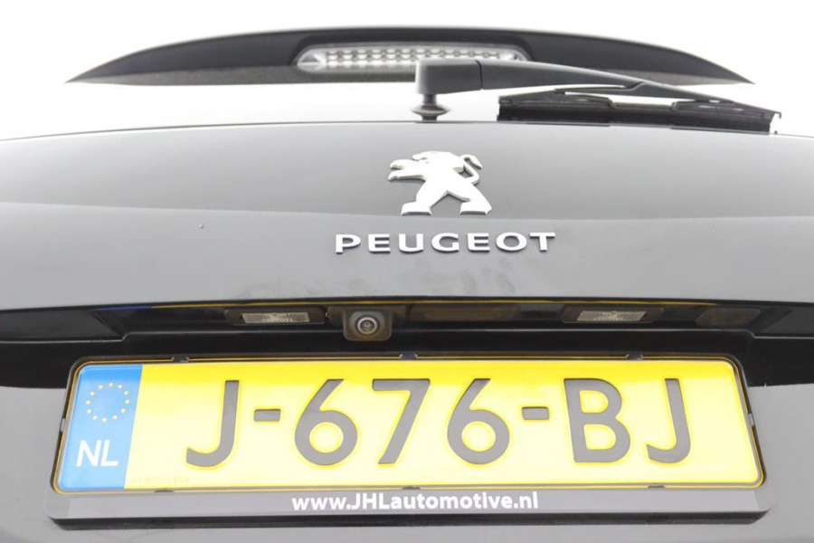 Peugeot 308 SW 1.2 PureTech Premium*ACC*CAM*NAVI*PANO*CARPLAY*ECC