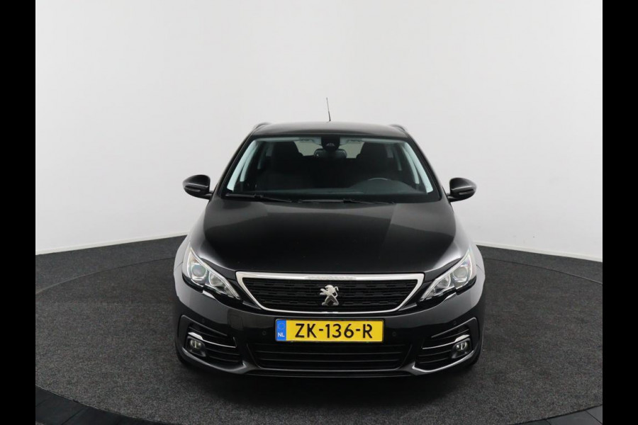 Peugeot 308 SW 1.2 PureTech Executive*PANO*CRUISE*NAVI*CARPLAY*