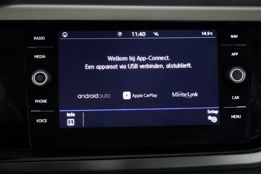 Volkswagen Polo 1.0 TSI Comfortline 95 pk Automaat (DSG) | Navigatie | Parkeersensoren | Adaptieve cruise control | Apple Carplay/Android Auto | Volledig digitaal instrumentenpaneel |