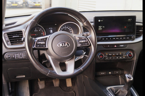 Kia Ceed SW 1.6 CRDi DynamicLine -LED-NAVI-PDC-CAM-CRUISE-