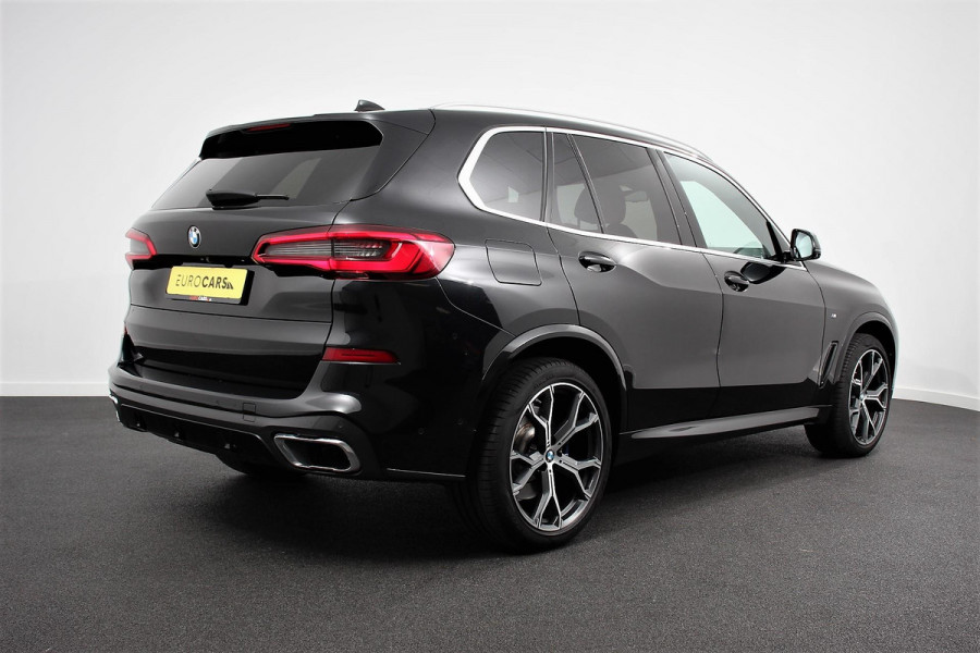 BMW X5 xDrive40i High Executive | M-Pakket | 21 Inch Lichtmetalen Velgen | 360* Camera | Harmon Kardon | Adaptive Cruise Control | Navigatie | Climate Control