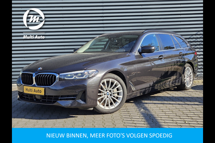 BMW 5 Serie Touring 530e xDrive Executive Plug In Hybrid 293pk Dealer O.H PHEV | Panodak | Adaptive Cruise | Apple Carplay | Live Cockpit | Navi Pro | DAB |