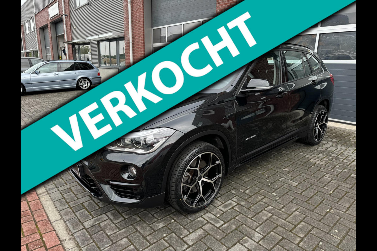 BMW X1 XDrive20i 192PK Sportline AUT LED Navi Stoelv Keyless