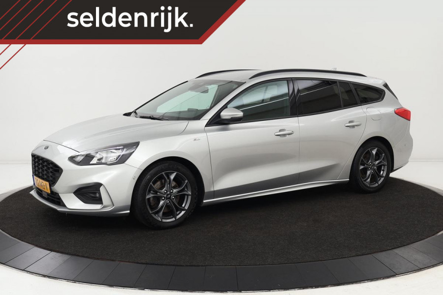 Ford Focus 1.0 EcoBoost ST Line | Stoel & stuurverwarming | Trekhaak | Camera | Keyless | Carplay | Navigatie | Climate control