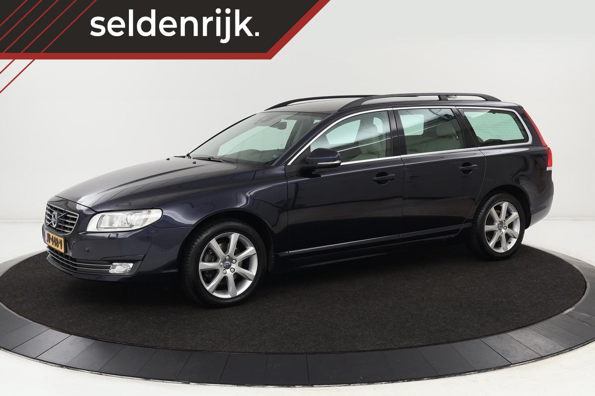 Volvo V70 2.0 T4 Polar | Leder | Stoelverwarming | Trekhaak | Xenon | Navigatie | PDC | Climate control | Cruise control