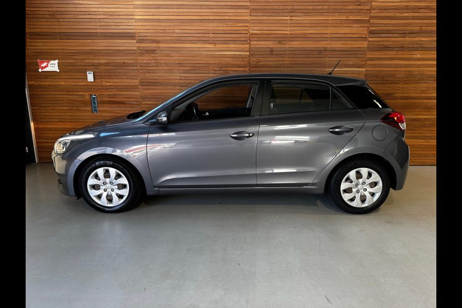 Hyundai i20 1.2 HP i-Motion Comfort | NL-auto | 1e Eigenaar | PDC | Lane Assist | Bluetooth | Isofix |