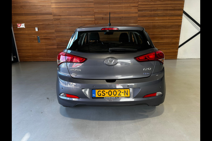 Hyundai i20 1.2 HP i-Motion Comfort | NL-auto | 1e Eigenaar | PDC | Lane Assist | Bluetooth | Isofix |